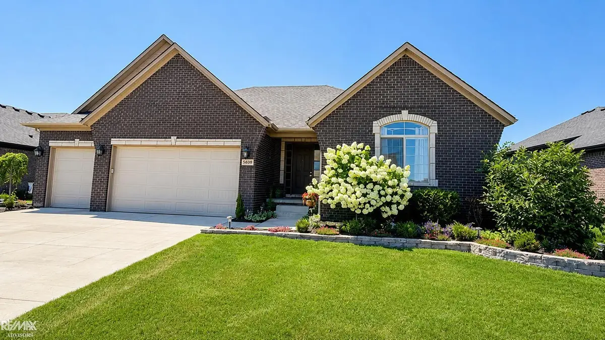56387 Scotland, Macomb, MI 48042 - #1
