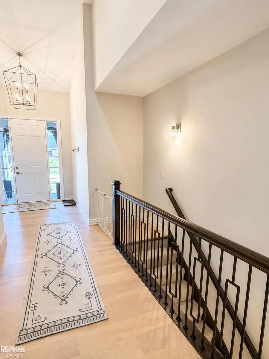 56387 Scotland, Macomb, MI 48042 - #3
