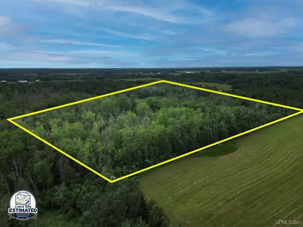 1509 8th, Bark River, MI 49807