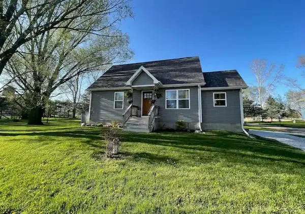 8824 North, Vassar, MI 48768