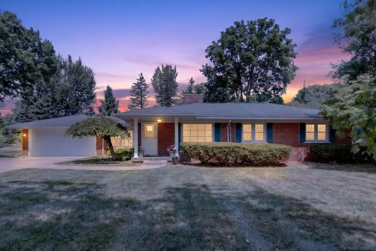 120 Montmorency, Rochester Hills, MI 48307 - #1