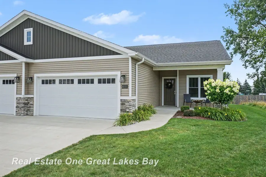 4111 Woodburn, Saginaw, MI 48603 - #2