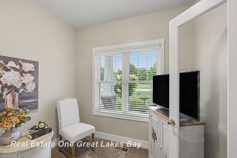 4111 Woodburn, Saginaw, MI 48603 - #3