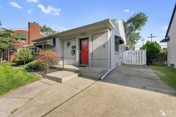 2026 Davis, Wyandotte, MI 48192