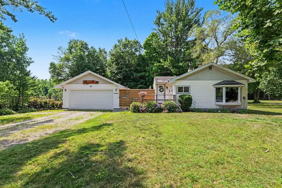 2554 E Ashby, Midland, MI 48640 - #3