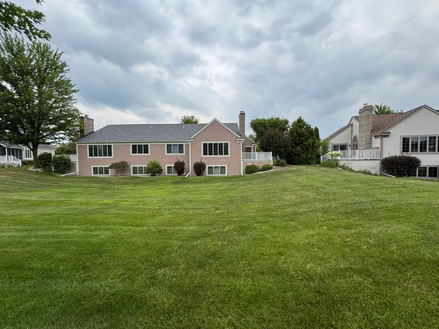 5660 Firethorne, Bay City, MI 48706 - #3