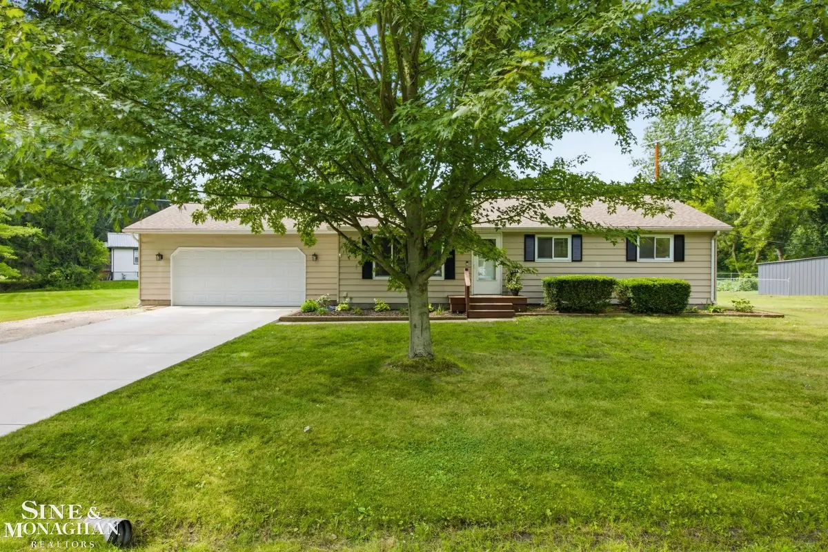 2801 Beach, Port Huron, MI 48060 - #1