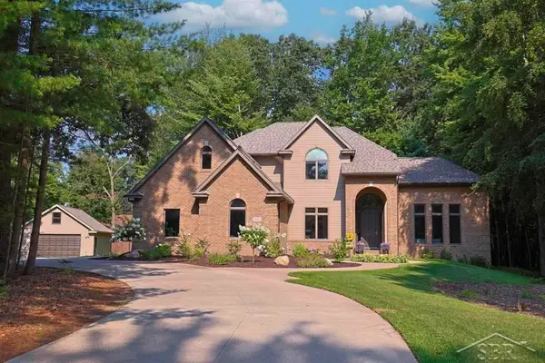 5004 Bristlecone, Midland, MI 48642