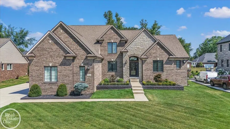 3941 Corkwood #4, Sterling Heights, MI 48314 - #2