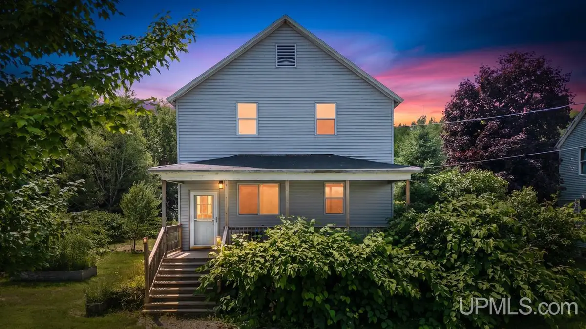 7149 County 426 M.5, Gladstone, MI 49837 - #1