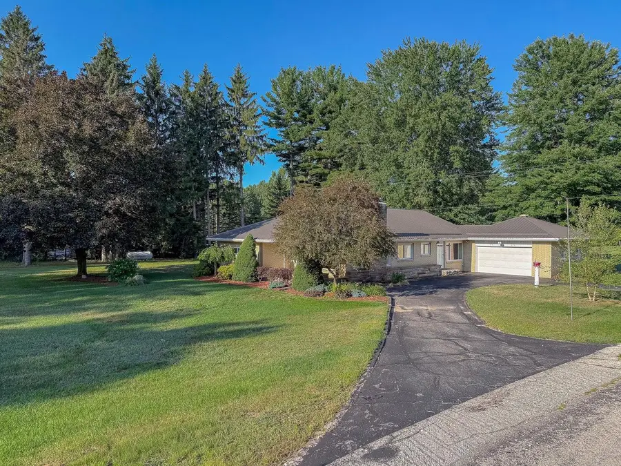 3999 N Castor, Coleman, MI 48618 - #2