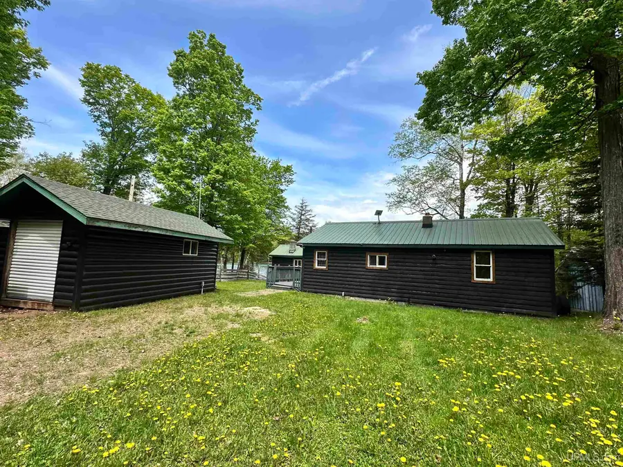 2942 Sycamore, Republic, MI 49879 - #2