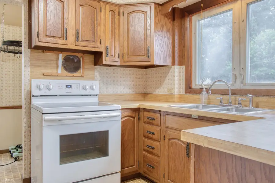 533 Fletcher, Owosso, MI 48867 - #2