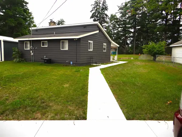 5469 Heron Cove, Beaverton, MI 48612