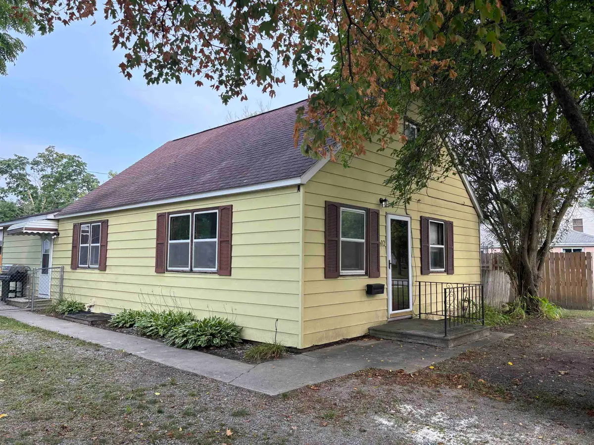 602 Third, Essexville, MI 48732 - #1