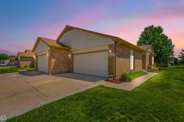 26160 N Knollwood, New Baltimore, MI 48051