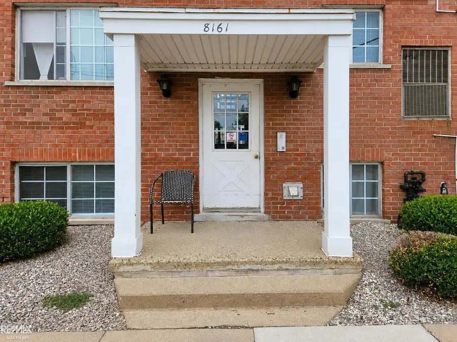 8161 Denwood #UNIT 6, BLDG K, Sterling Heights, MI 48312 - #2