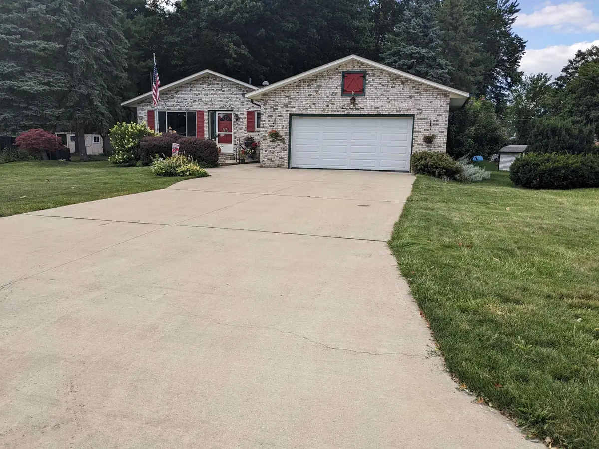 2451 Westbury, Saginaw, MI 48603 - #1