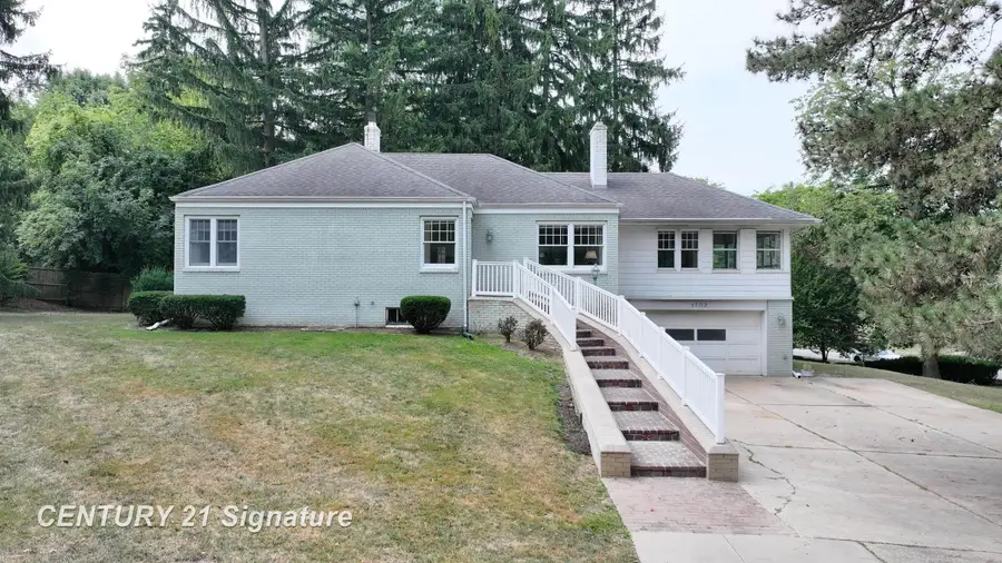 1702 Overhill, Flint, MI 48503 - #2