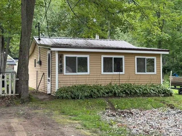 4899 Glenwood, Harrison, MI 48625 - #1