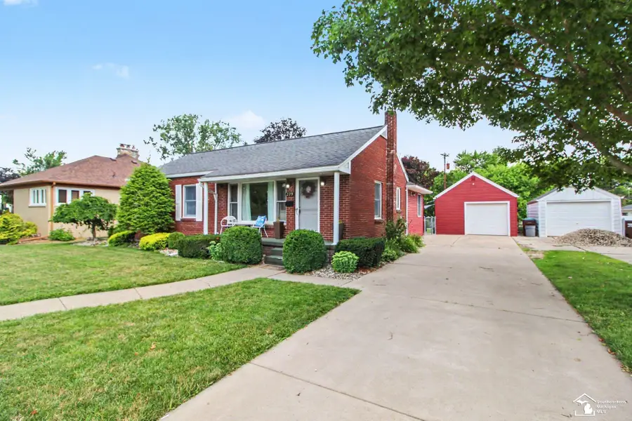 229 Spink, Milan, MI 48160 - #2