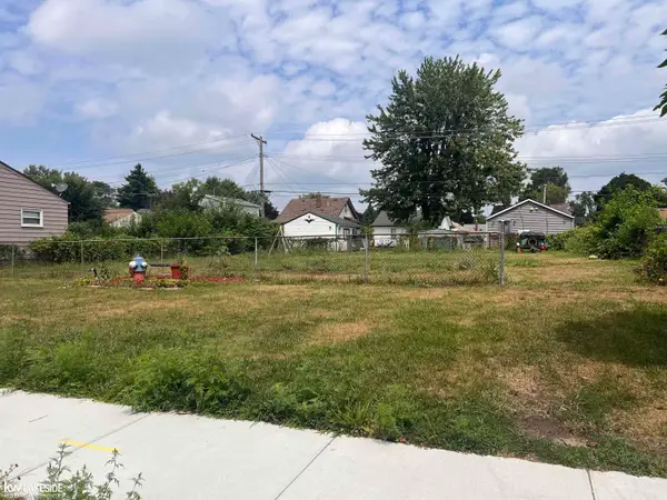 1447 E Meyers, Hazel Park, MI 48030