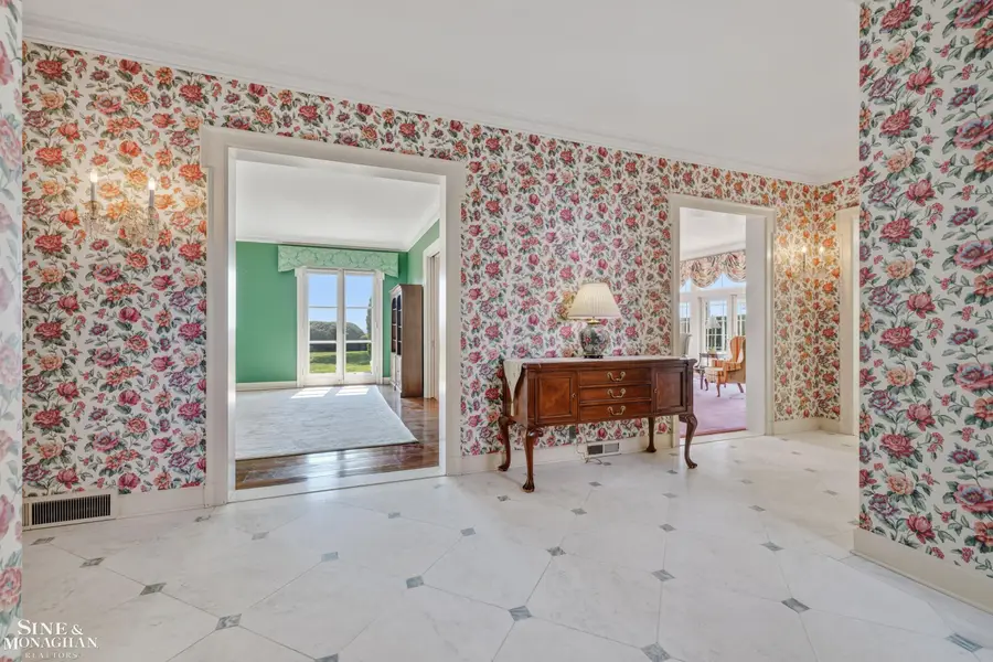 105 Lake Shore, Grosse Pointe Farms, MI 48236 - #3