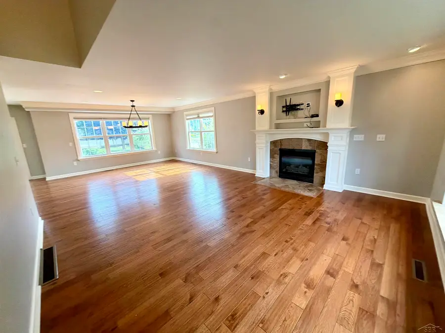 8876 Valleyview, Saginaw, MI 48609 - #3