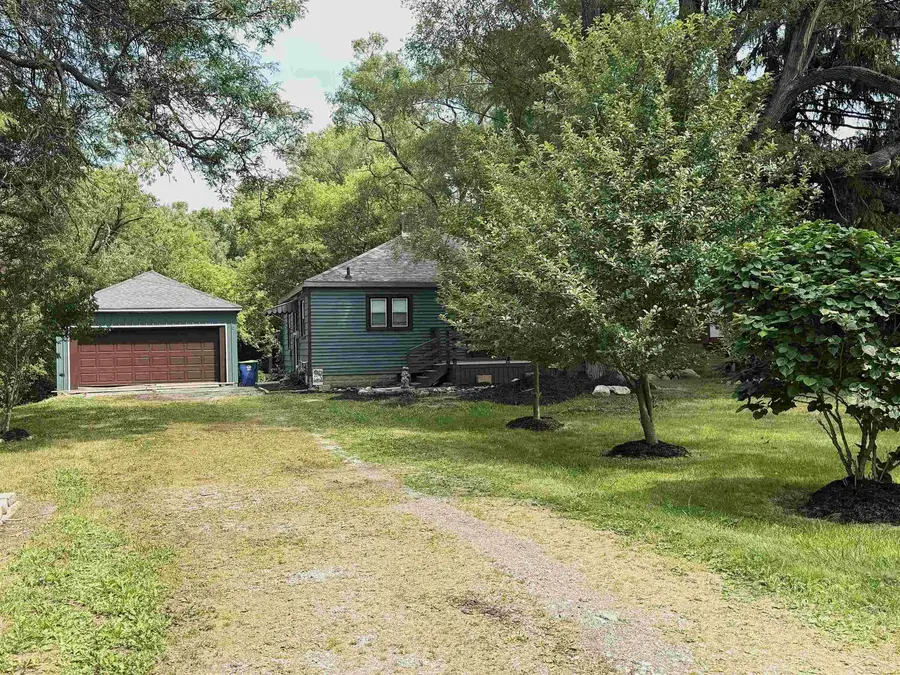 3895 S Washington, Saginaw, MI 48601 - #3