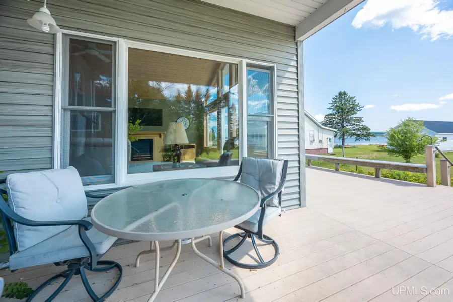 42720 Lakeshore, Chassell, MI 49916 - #3
