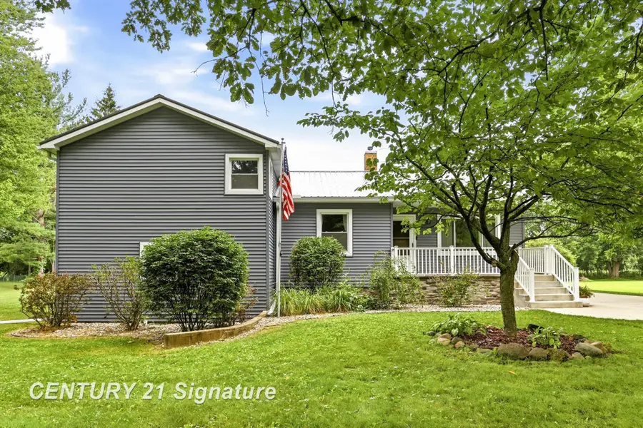 3063 E Gordonville, Midland, MI 48640 - #3