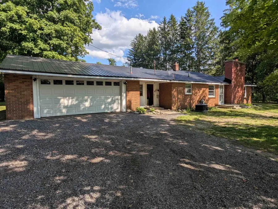 8853 Harding, Farwell, MI 48622 - #3