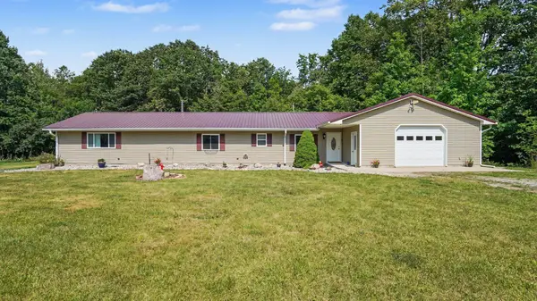 9800 N Wyman Rd, Barryton, MI 49305