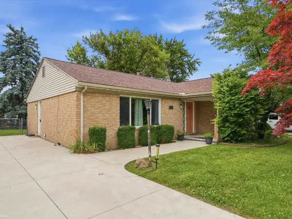 15861 Coral, Clinton Township, MI 48035