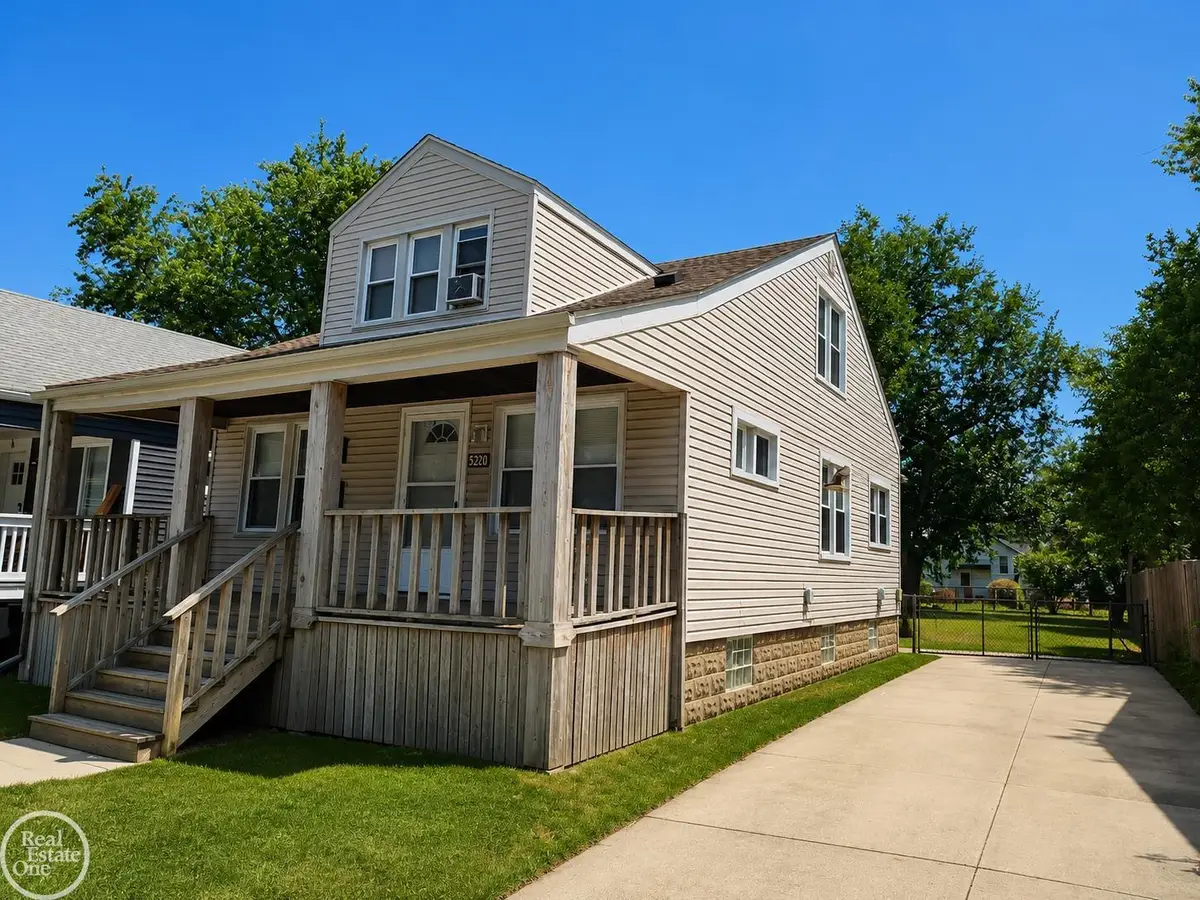 320 E Cambourne, Ferndale, MI 48220 - #1