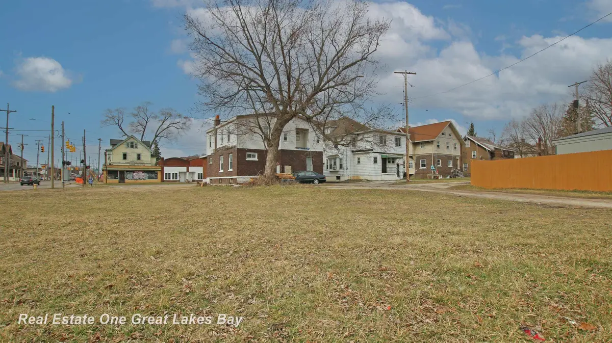 800 Martin Luther King, Flint, MI 48503 - #1