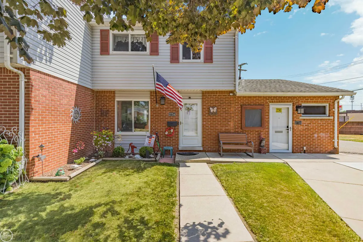 27754 Eastwick Square, Roseville, MI 48066 - #1