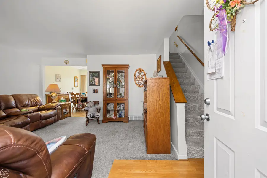 27754 Eastwick Square, Roseville, MI 48066 - #2