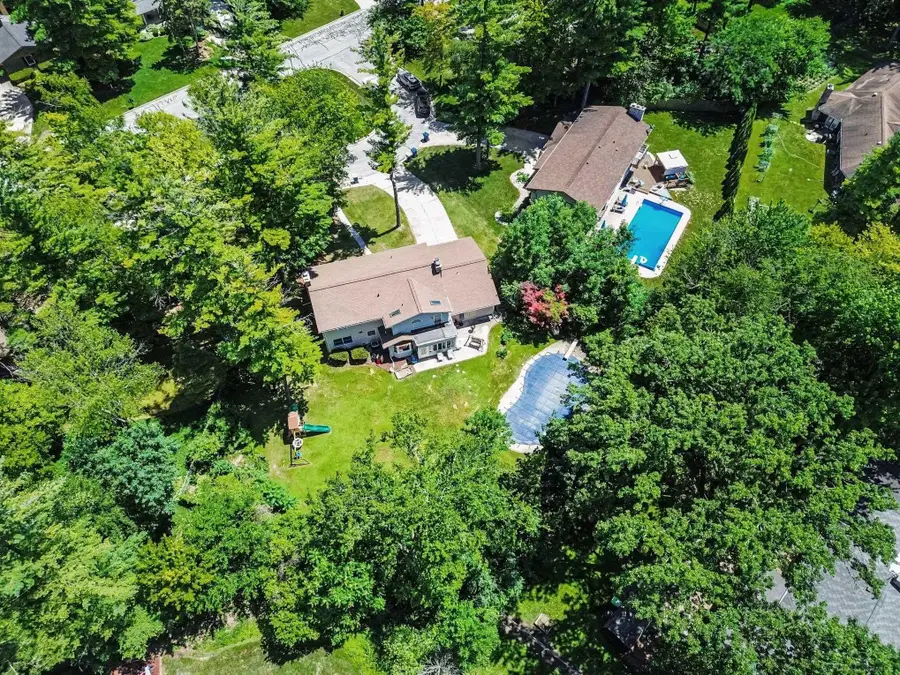 3229 Delevan, Saginaw, MI 48603 - #2