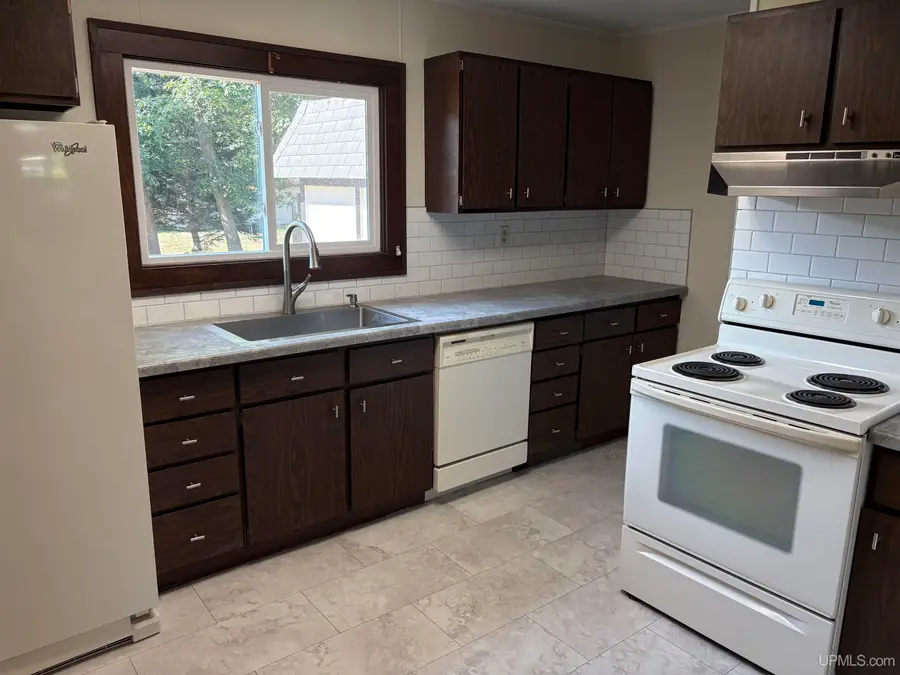 203 W Francis, Ironwood, MI 49938 - #3