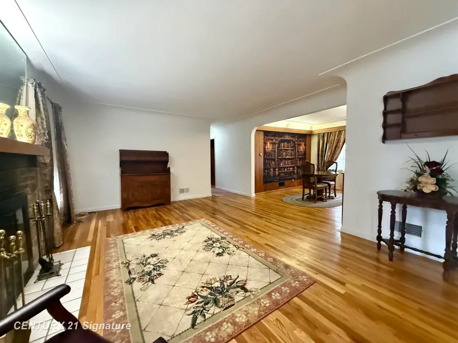2116 Barnard, Saginaw, MI 48602 - #3