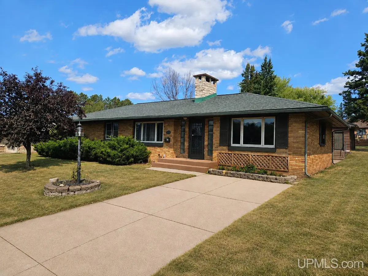 613 N 5th, Hurley, WI 54534 - #1