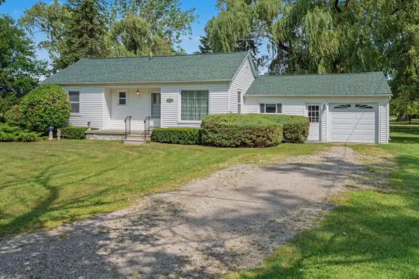 1701 E Cottage Grove, Linwood, MI 48634