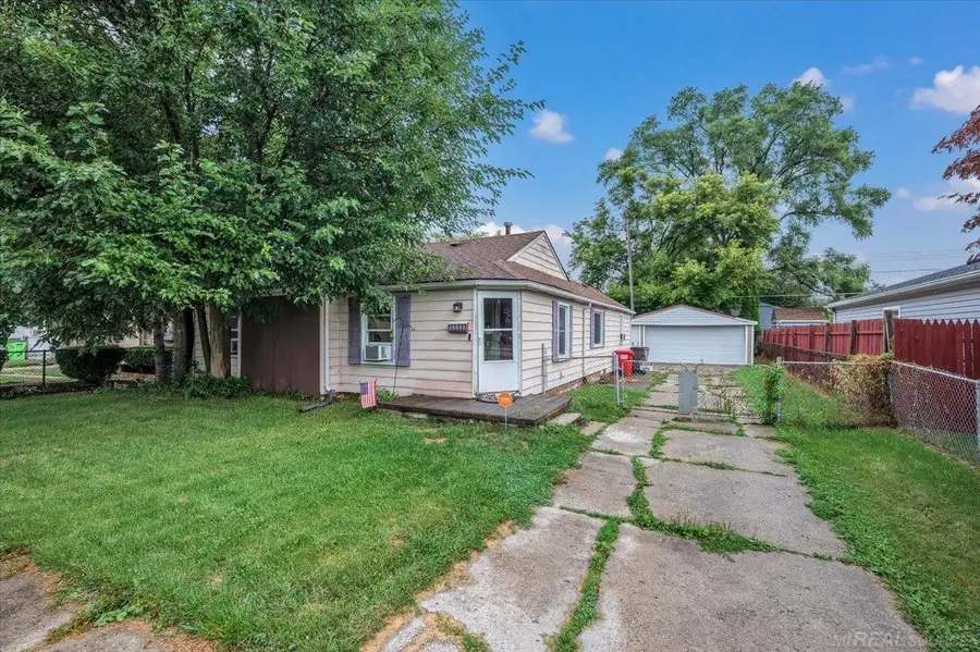 20833 Woodward, Clinton Township, MI 48035 - #2