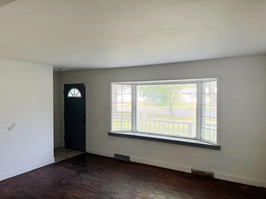 1394 Hillside, Flint, MI 48532 - #2