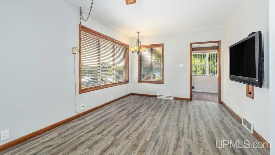 413 Birch, Kingsford, MI 49802 - #2