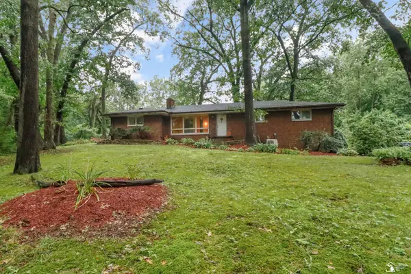 7993 Mohawk Trail, Temperance, MI 48182