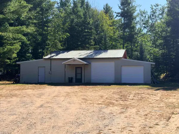 920 Silver Creek, Marquette, MI 49855