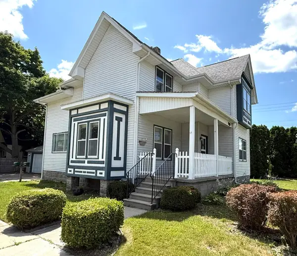 914 Cass, Bay City, MI 48708
