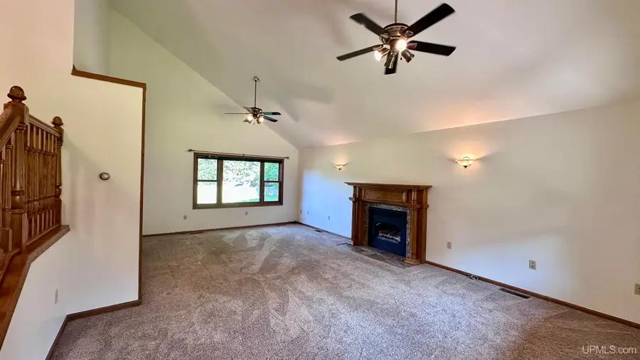 101 Dandelion, Marquette, MI 49855 - #3